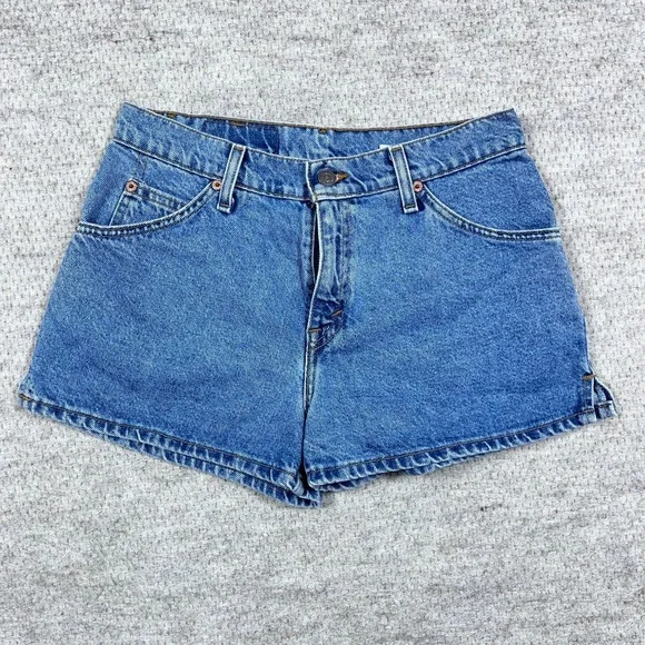Vintage Levis Shorts Women Junior Size 9 Slim Fit 912 90s Med Wash 1997 29" W - Picture 2 of 11